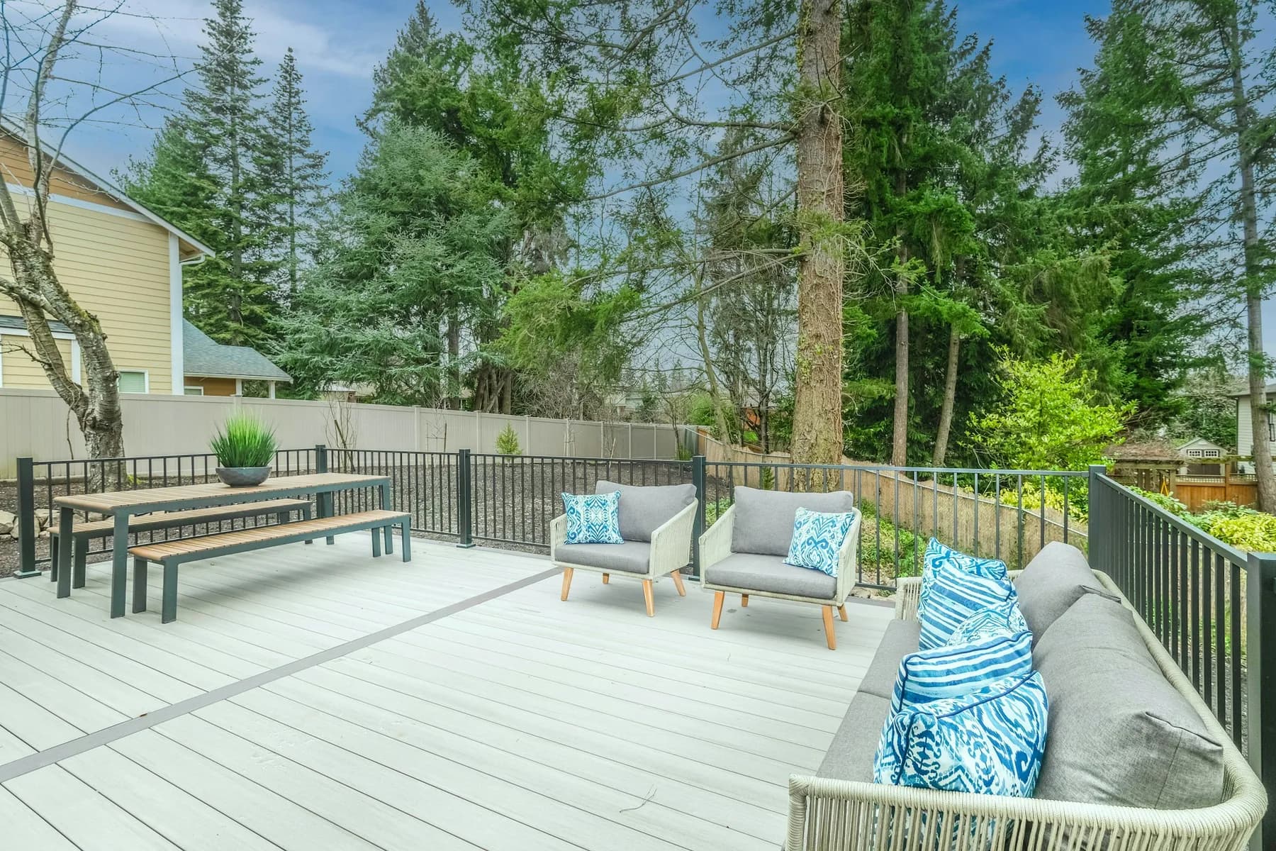 Deck with Water Views, West Vancouver — Pro Touch Construction